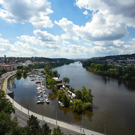 Apartment Luxury Riverside Prague